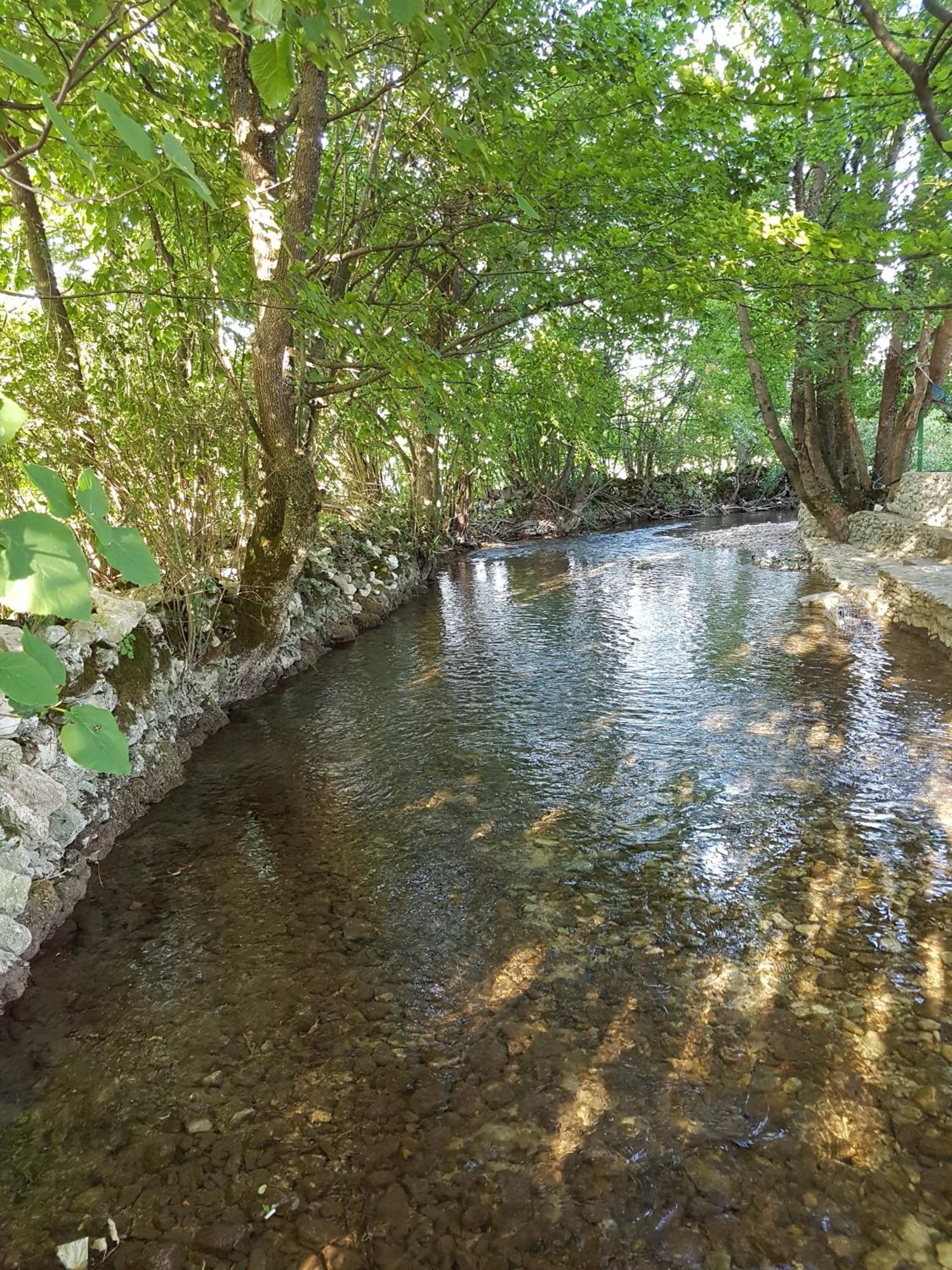 Holiday Home Adna Bihać Екстериор снимка